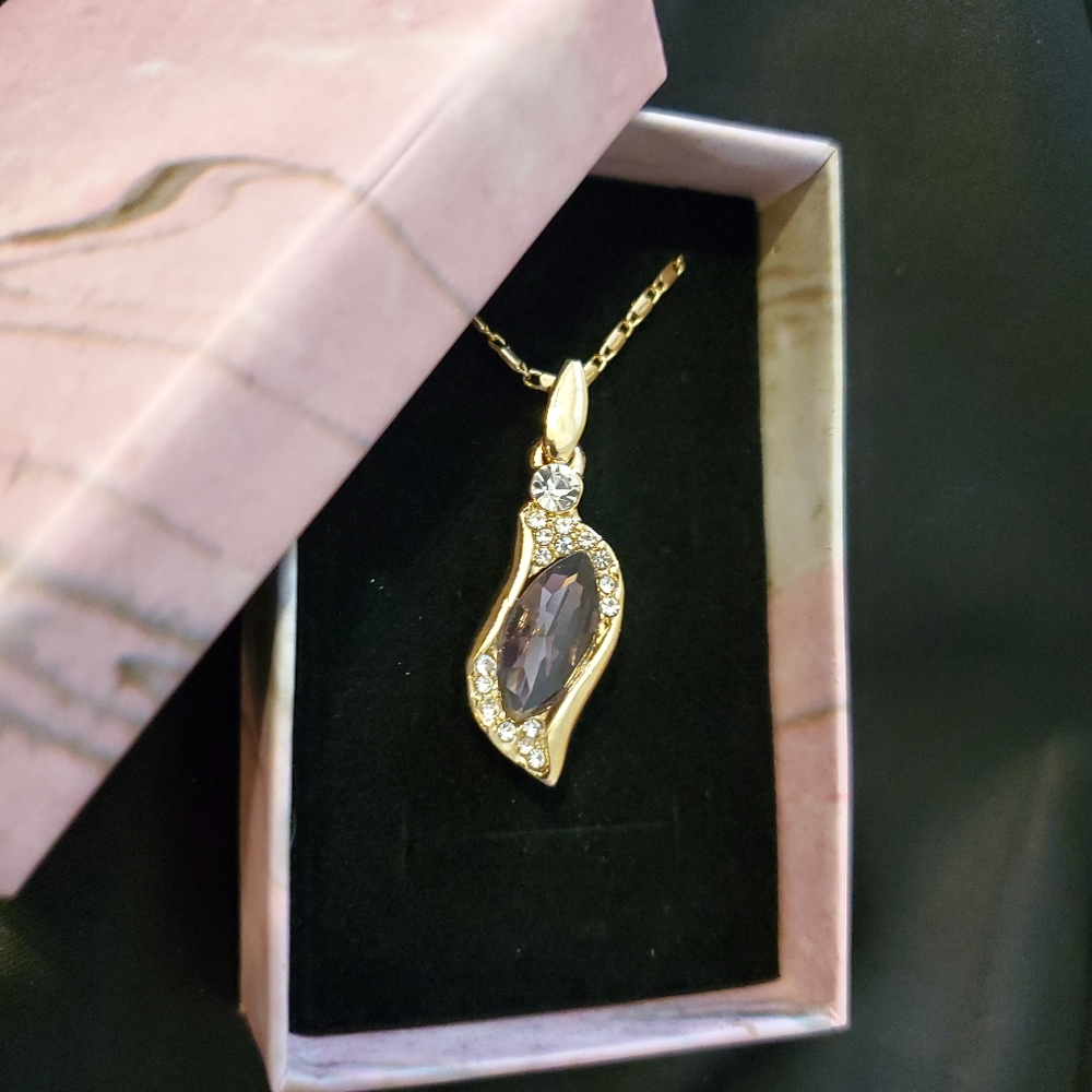 Necklace - Picture 6 of 7